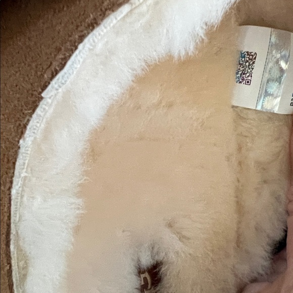 UGG women’s Greenport Strap Suede Slide Sandals - Picture 9 of 16